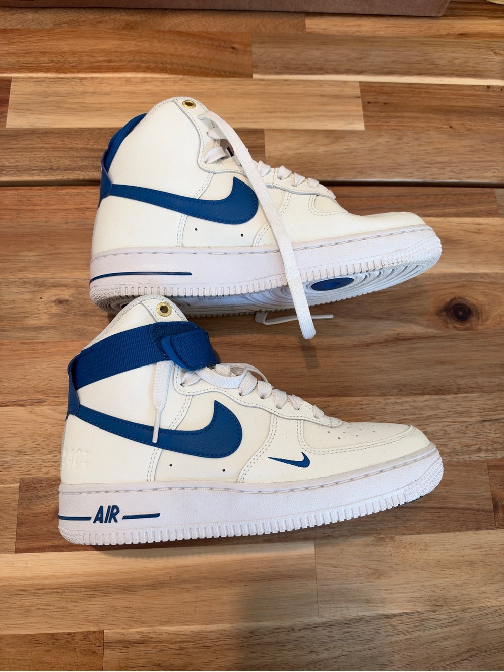 Women High-Top Sneakers — White and Blue